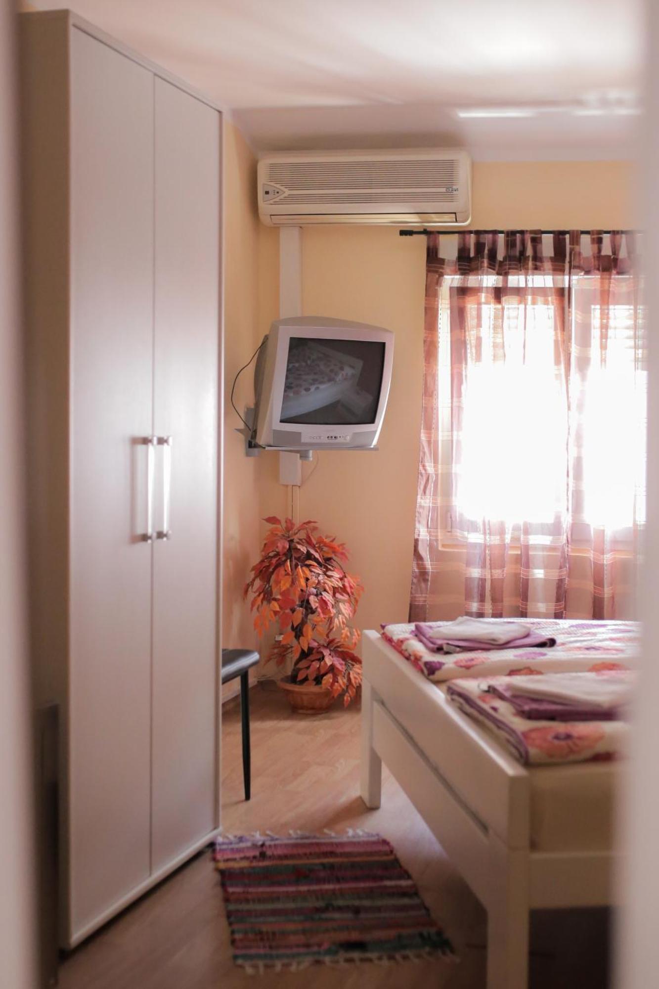Pansion Palace Mostar Habitación foto